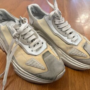 Dolce & Gabbana Men's Gray and Cream Sneakers